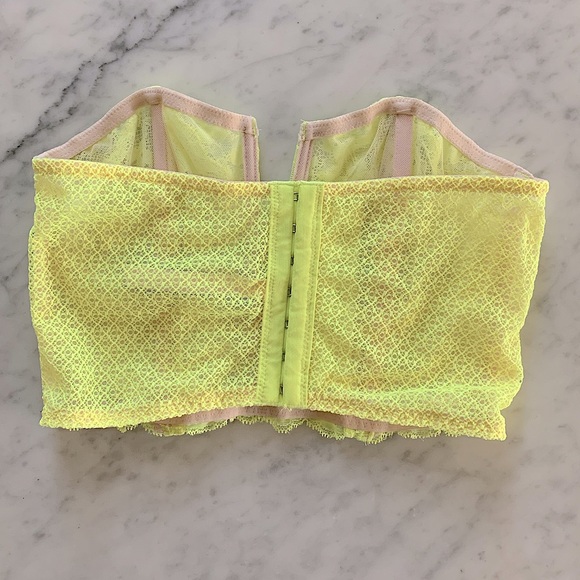 NWOT Victoria’s Secret neon yellow bustier with deep V pale pink trim Size S - Picture 2 of 5